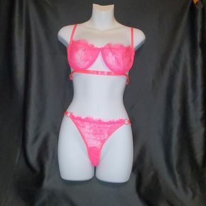 New Pink Sexy Lingerie Set~Lace~Bra And Panty~Thong~Large~NWOT~Valentine's Day